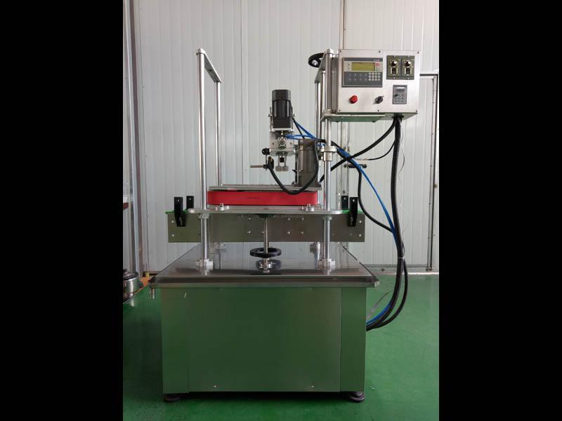 塑料蓋搓蓋機(jī)