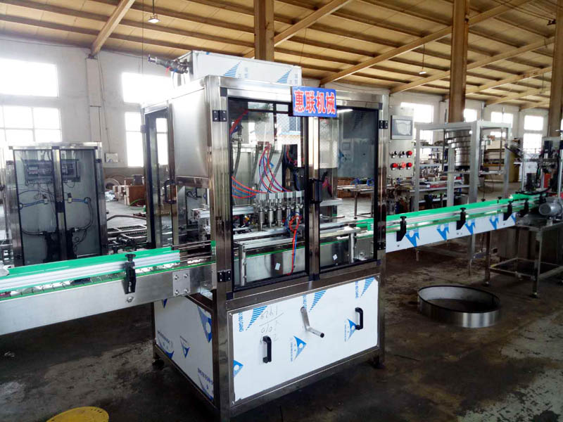 全自動6頭液體肥料灌裝機(jī)